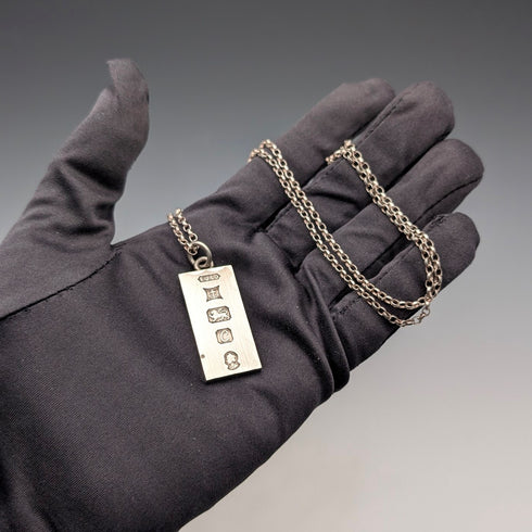 1977年 英国 純銀製 ジュビリーインゴットペンダント&純銀製チェーン 計21g  Excalibur Jewellery②